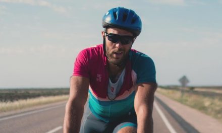 Vegan Cyclist Breaks 6,800 Km Record on Hash Brown Diet